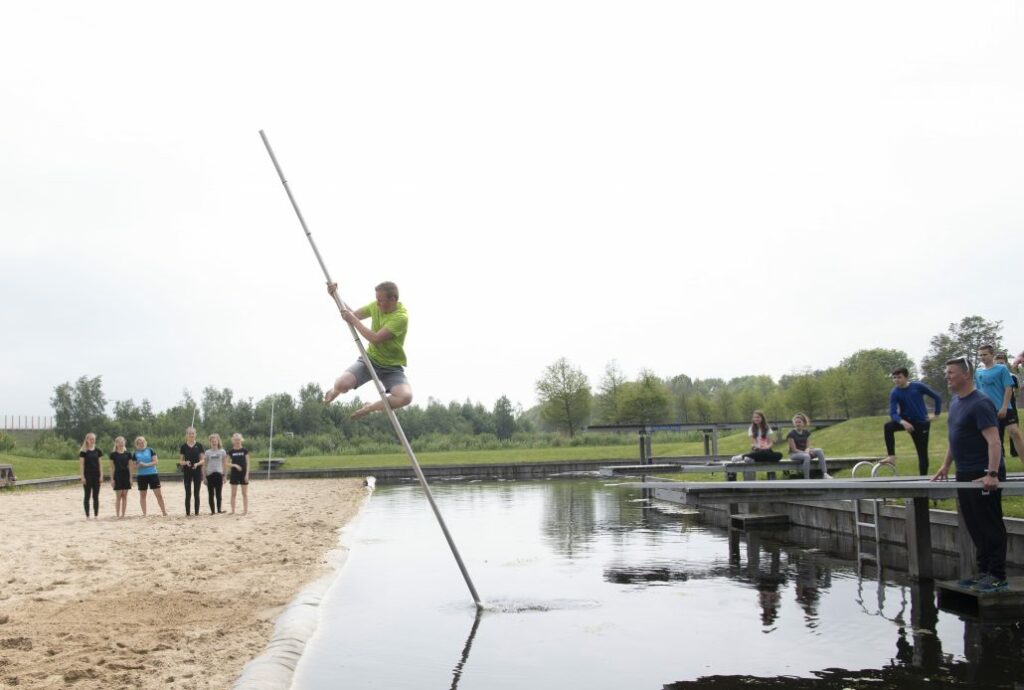 Fierljeppen jeugd Súdwest-Fryslân